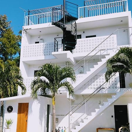 Staey Hotel Nago Exterior foto